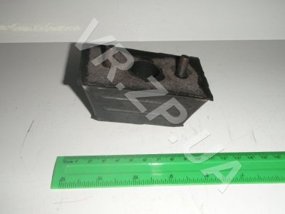 Подушка двигателя ГАЗ 3302 с ребрами 1шт. (НиРТИ) Подушка двигателя ГАЗ 3302 с ребрами 1шт. (НиРТИ)