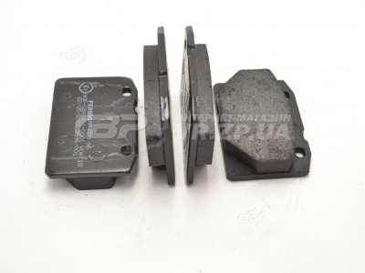 Колодка гальмівна передня ВАЗ 2101, 2102, 2103, 2104, 2105, 2106, 2107 комплект (Ferodo). VR.ZP.UA Немає в наявності Колодка гальмівна передня ВАЗ 2101, 2102, 2103, 2104, 2105, 2106, 2107 комплект (Ferodo). VR.ZP.UA Немає в наявності