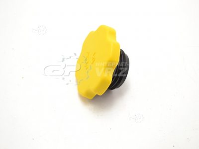 Кришка олії ВАЗ 2110 двигун 1, 6 різьблення. VR.ZP.UA В наявності