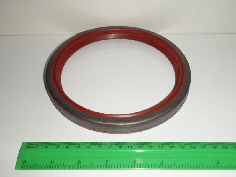 манжета 864135 - 02 размеры. кольцо уплотнительное башмака камаз 5320-2918180. сальник гура камаз 43118 верхний. сальник передней ступицы камаз 5320. сальник задней ступицы камаз 5511.