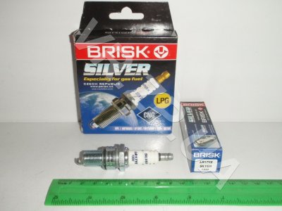 Свечи зажигания (под газ) 406 дв., ВАЗ 2101-099, ЗАЗ 1102-03, Ланос 1. 5 (Brisk Silver)  21ключ. VR.ZP.UA В наличии